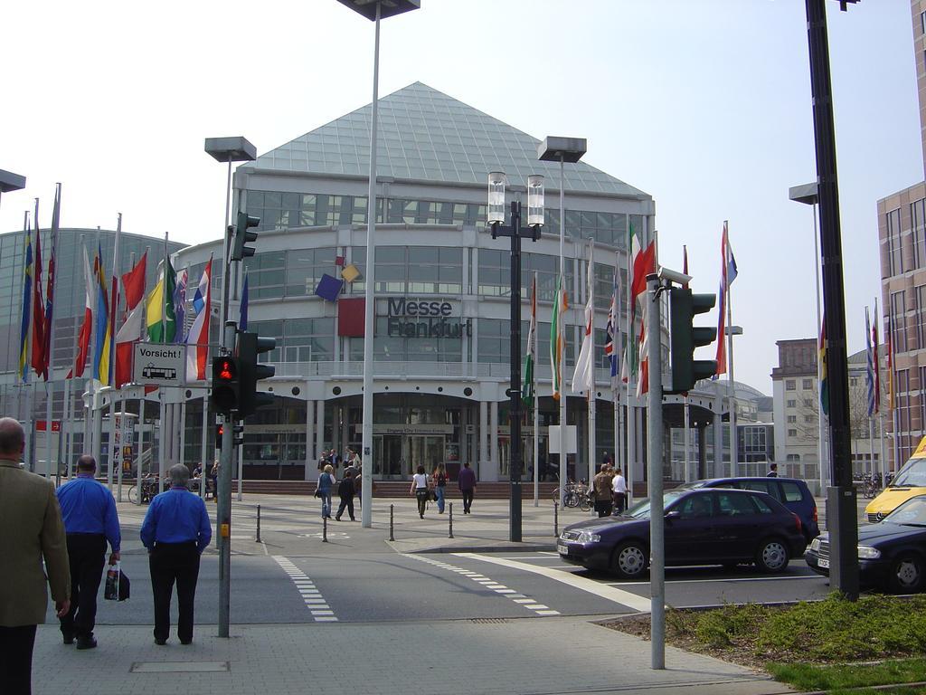 Hotel Astoria Frankfurt am Main Exterior foto